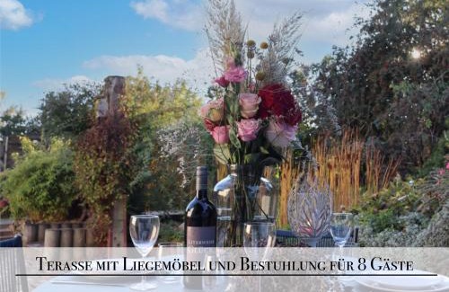 Groß Rosenburg House | Naturferienhaus 120 qm, großer Garten, Burgblick