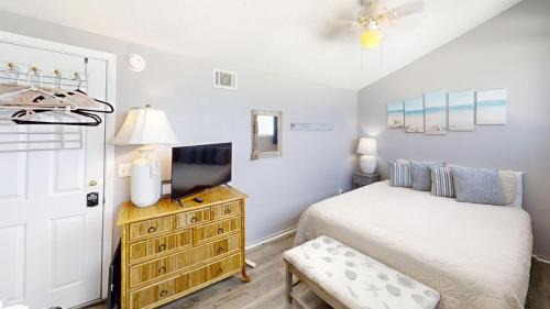Biltmore Beach House | Nautical Watch Gulf Side Villas B-13