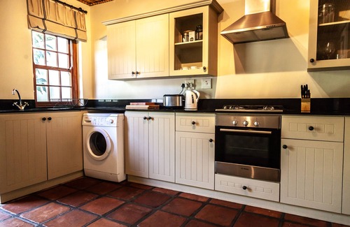 Stellenbosch House | Navarre Farm Cottages