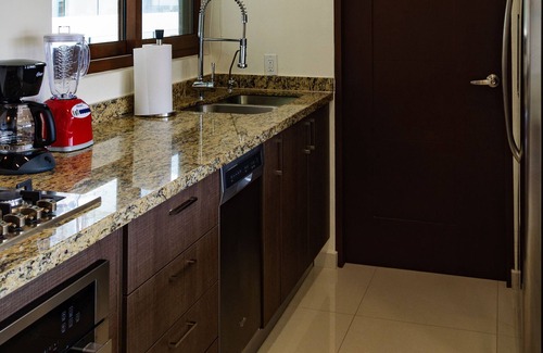 Emiliano Zapata Condo | Nayri 501 - Ocean View - Wrap-around Balcony in Zona Romantica