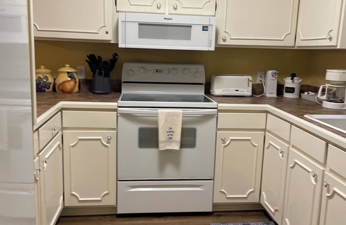 Fairfield Bay Condo | nCheck us out! Great Fall rates at 99.00 a night.