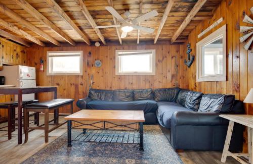 York Beach House | Near Beach and Downtown York Cottage with Yard!