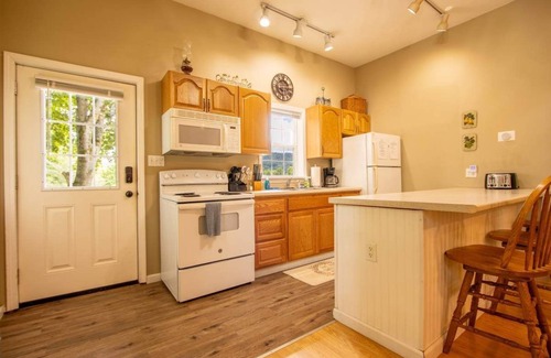 Otego Apartment | Near Cooperstown Allstar Village, Charming 1-bedroom apartment with AC, WiFi