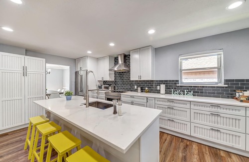 Northeast Carrollton House | Near Highways, Family-friendly, King bed, Remote work, Foosball, Grill, Games