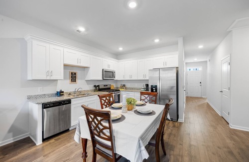 Graniteville House | Near I-20, located within walking distance of Starbucks, Arby's, and many others