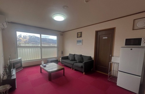 Furano Apartment | Near JR 5min, 2F, 3 Bedrooms, Max 8pp, Parking