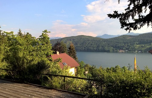 Millstatt House | Near-natural house with garden, orchard, sauna, fireplace & free Wi-Fi