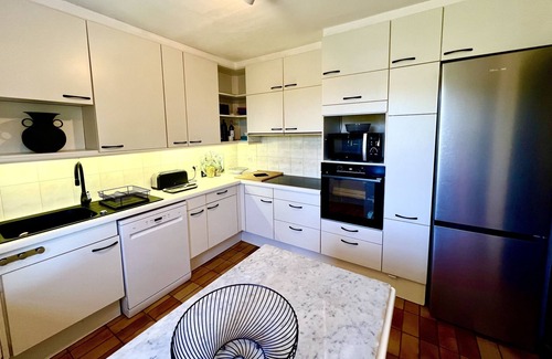 Drap House | Near Nice & Monaco large villa with private pool, sleeps 12