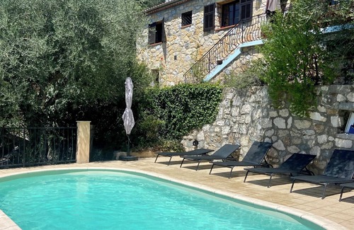 Drap House | Near Nice & Monaco large villa with private pool, sleeps 12
