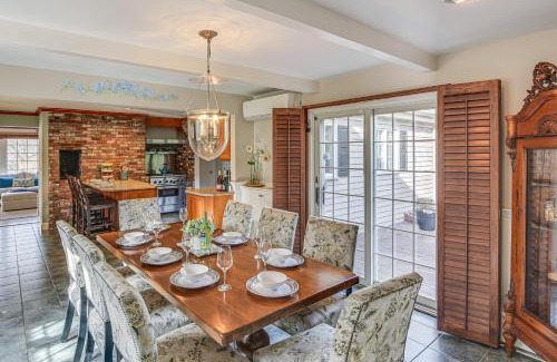 Teaticket House | Near Parks and Dining Expansive Falmouth Retreat!