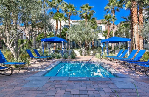 La Quinta Condo | Near Pool! Deluxe King Casita near Clubhouse, Pet Friendly! - (C68)