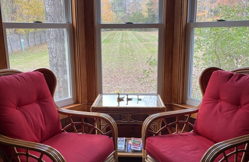 Wilmot House | Near Ragged Mountain and Sunapee! Wilmot House @ Kimpton Brook