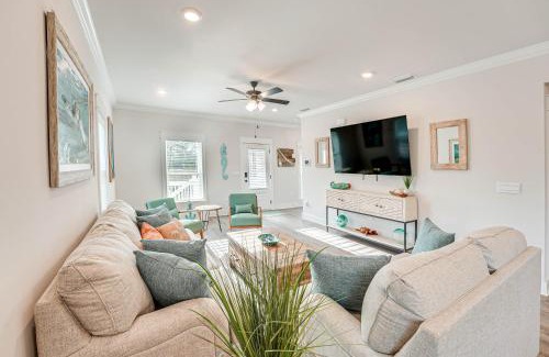 Carrabelle House | Near State Parks Carrabelle Home with Beach Access!