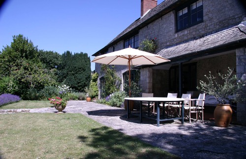 West Lulworth House | Near the Sea, this lovely home has out standing comfort and Views,