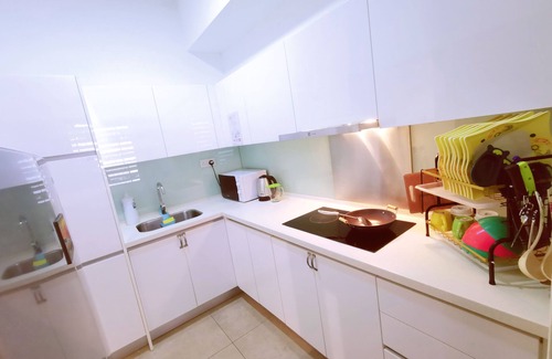 Nusajaya Apartment | Nearest APT to Legoland-5min walk @ Glory Comfort Suite with Bathtub 1-8pax