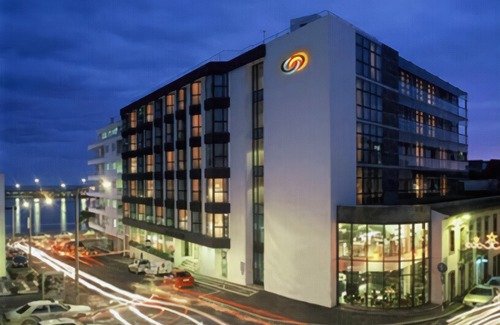 Ponta Delgada Hotel | NEAT Hotel Avenida