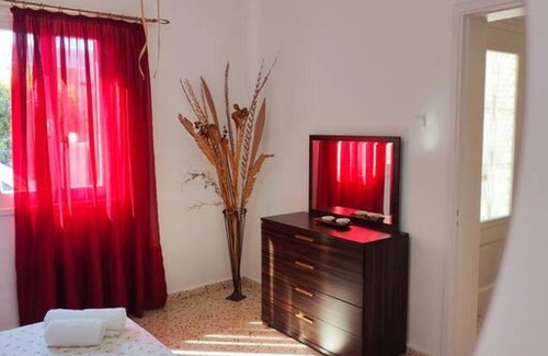 Paradisi House | Nefeli s Private House Near Airport