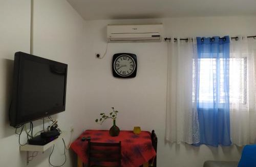 Eilat Apartment | Nelly's Housing Unit