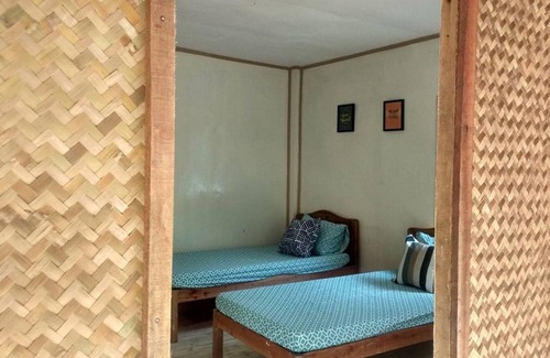 Port Barton House | Nelmann's Nipa Huts