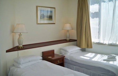 Kimberley Bed & Breakfast | Nelson and Railway Inn