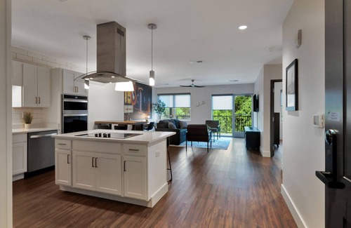 Donelson Apartment | Neon Nest: One Bedroom Nashville Getaway