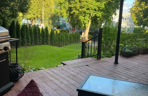 Inverhuron Cottage | Nestled along Lake Huron