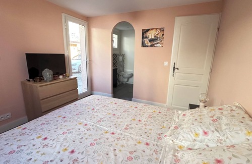 Tourette-du-Chateau Bed & Breakfast | Nestled in a haven of tranquillity in the Préalpes d'Azur regional park.