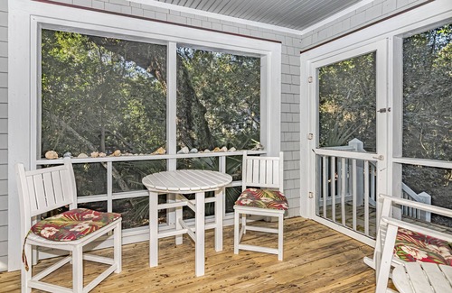 Bald Head Island House | Nestled in Keepers Landing neighborhood at this cozy two bedroom home! Access to both clubs