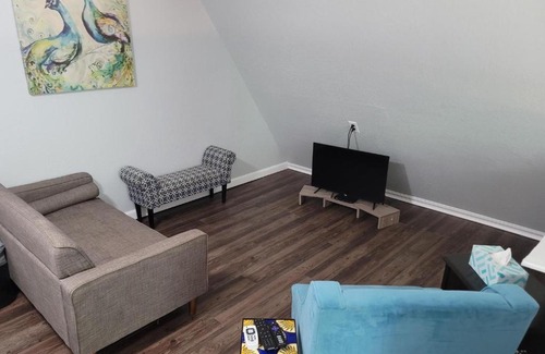 Fentress Apartment | Nestled In The Country Apt 1