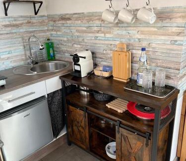 Premnitz Apartment | NEU! Ferienwohnung Havel-Biene