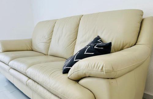 Luxem Apartment | Neue Wohnung für 4 Küche Terrasse