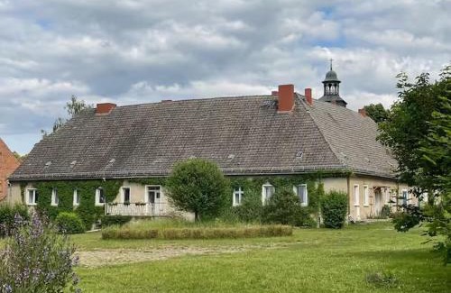 Strasburg House | Neuensund Manor Entire Inspectors House
