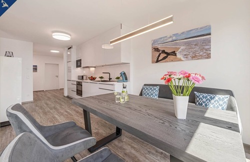 Zirchow Apartment | Neuerbautes Feriendomizil in Ruhiger Lage mit Blick auf das Stettiner Haff für m