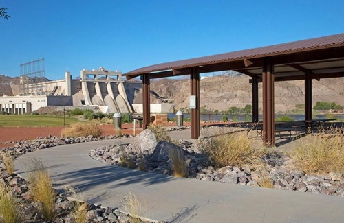 Laughlin House | Nevadas Natural Wonders Minutes From Your Door! Visit The Mojave Desert!