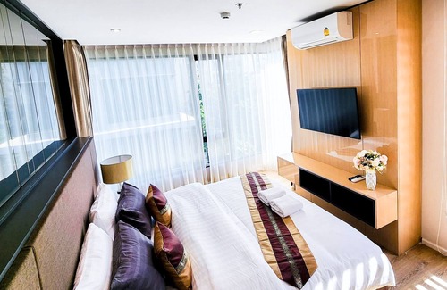 Nimman Condo | NEW 2-Bedroom Luxury Suite with 2 bicycles, Near Nimman, Airport, and CMU.