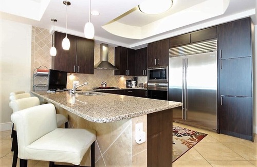 Orange Beach Condo | New 27th Floor Condo W/Amazing Ocean Views! C2706 NewTower HOT TUB/Grill NEW!