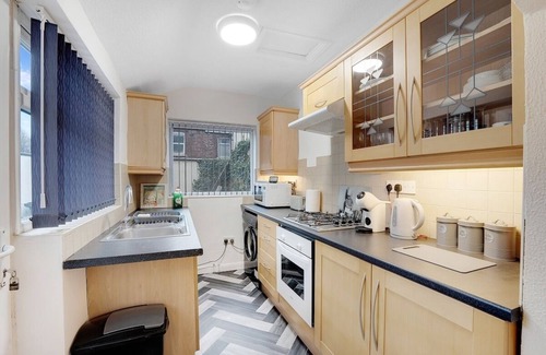 Darlington House | New! 2BR in Dundee Free WIFI