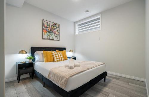 Southeast Calgary House | NEW! 2BR Private Suite SE Calgary - FREE Banff Pass, Netflix, Parking!