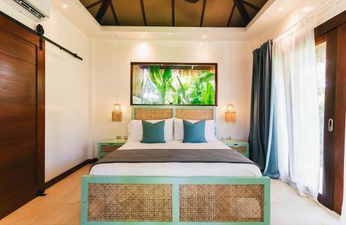 Catangnan Villa | New 3-Bedroom Garden Villa with Swimming Pool