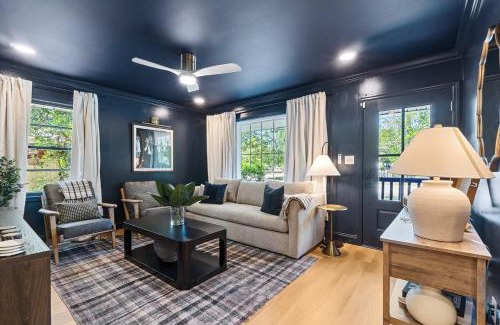 Augusta House | New 5 Star Luxury Putting Green Hot Tub EV Fire Pit 5Min From The Masters