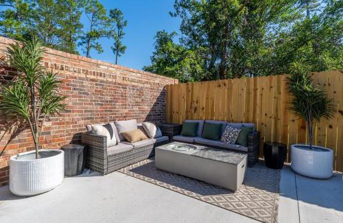 Augusta House | New 5 Star Luxury Putting Green Hot Tub EV Fire Pit 5Min From The Masters