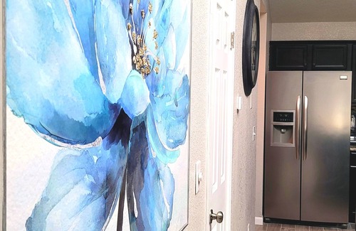 Northwest Arvada House | NEW 6bdrms, 6baths; Near Dining, Shops, & Shops. Great for Red Rocks & Downtown!