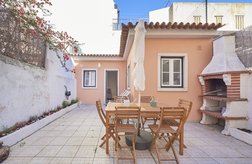 Alfama House | NEW! Amazing Aparment with Lovely Terrace in Historical Lisbon