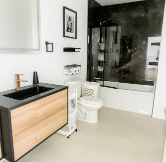 Grande-Riviere Apartment | New and renovated - Grande-Allée - 3 bedrooms - 5 beds