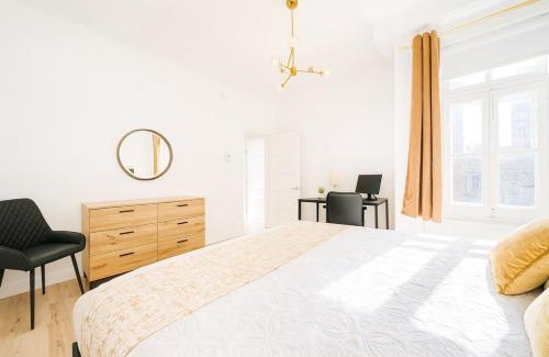 Grande-Riviere Apartment | New and renovated - Grande-Allée - 3 bedrooms - 5 beds