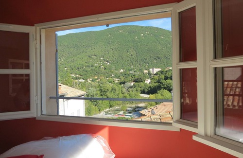 Nyons Apartment | New apartment next to the Roman bridge, unique views, terrace without screws vi