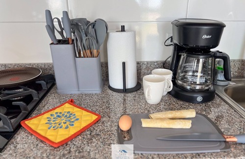 Panama City House | New Apt Great Hosts & Location