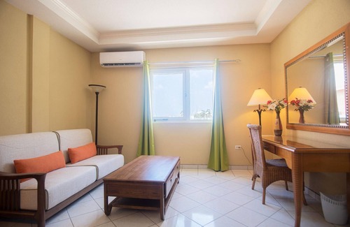Oranjestad Apartment | NEW Bay Harbor Studio 202