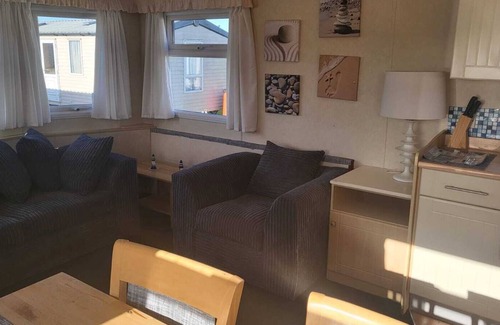 Dymchurch Apartment | New Beach Holiday Park, Dymchurch, Milly's Place