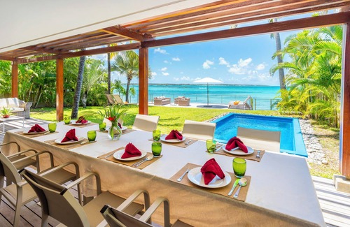 Belle Mare Villa | New beach villa Rubis Belle Mare, private pool with no view from outside